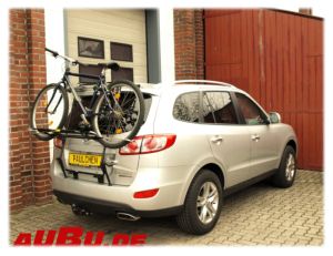 Hyundai Santa Fe Bj. 01/2010 bis 02/2012 ( Nur für Fahrzeuge mit Serien-Heckspoiler) - Paulchen Grundträger - 884903 300