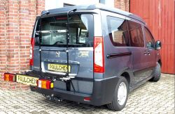 Peugeot Expert Tepee Bj. 01/2007 bis 04/2016 MIT Heckklappe ( Zusatzbeleuchtung und Kennzeichen beim Radtransport empfohlen !!!) - Paulchen Grundträger - 823901 300