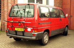 VW Bus T4 mit Heckklappe Bj. 07/1990 bis 04/2003 - Paulchen Grundträger - 811215N 215N